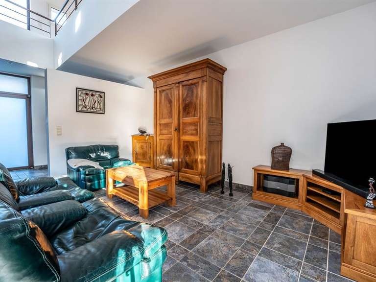 Maison Saint-Martin-de-Londres - 5 chambres - 324m²