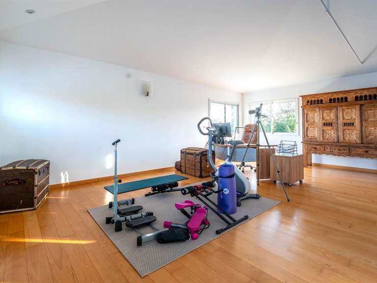 House Saint-Martin-de-Londres - 5 bedrooms - 324m²
