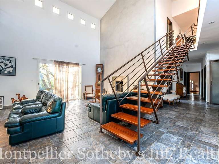 Maison Saint-Martin-de-Londres - 5 chambres - 324m²