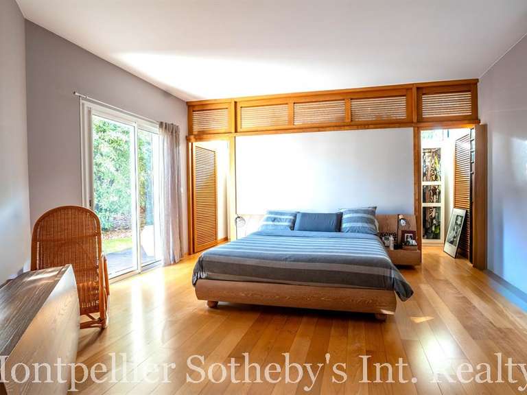 Maison Saint-Martin-de-Londres - 5 chambres - 324m²