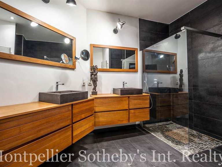 Maison Saint-Martin-de-Londres - 5 chambres - 324m²