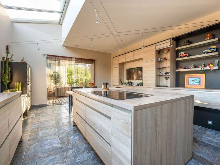 Maison Saint-Martin-de-Londres - 5 chambres - 324m²