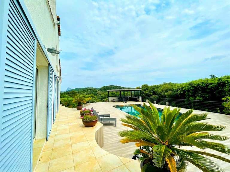 Maison Saint-Martin-de-Londres - 4 chambres - 210m²