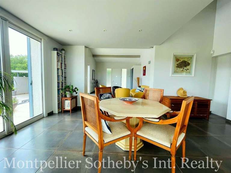 Maison Saint-Martin-de-Londres - 4 chambres - 210m²