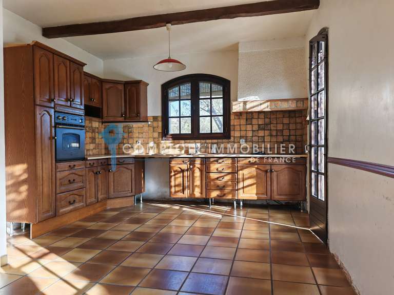 Villa Saint-Martin-de-Londres - 4 chambres - 203m²