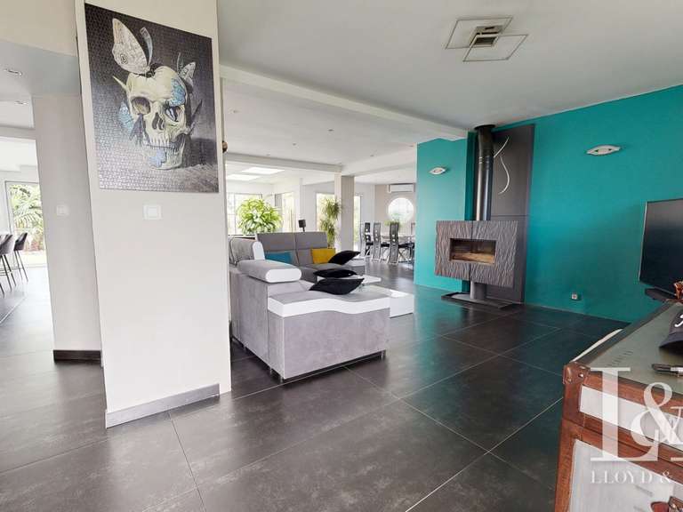 House Saint-Martin-de-Nigelles - 5 bedrooms - 330m²