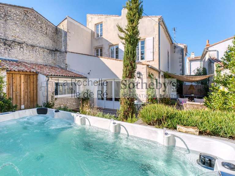 Maison Saint-Martin-de-Ré - 4 chambres - 225m²