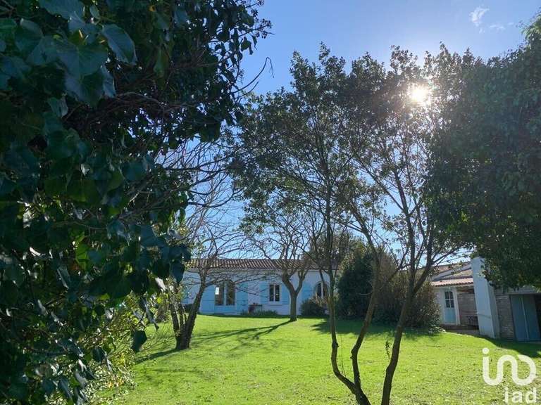 Villa for Sale SaintMartindeRé BellesPierres