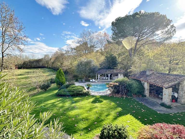 Bien atypique Saint-Martin-de-Seignanx - 8 chambres - 292m²