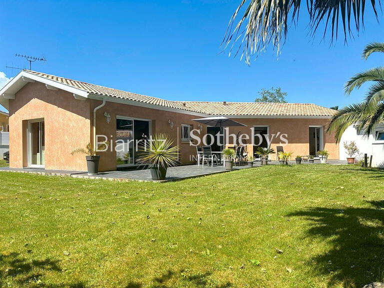 Maison Saint-Martin-de-Seignanx - 124m²