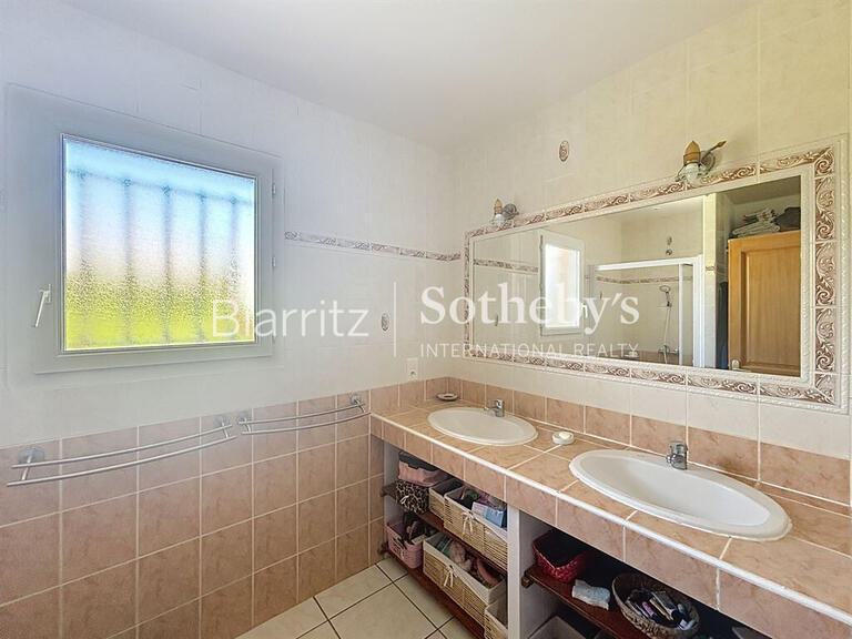 Maison Saint-Martin-de-Seignanx - 124m²