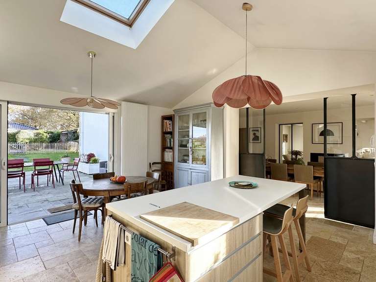 Maison Saint-Martin-de-Seignanx - 4 chambres - 205m²