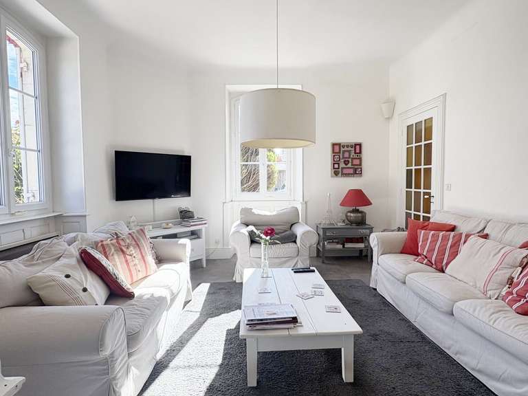 Maison Saint-Martin-de-Seignanx - 6 chambres - 270m²