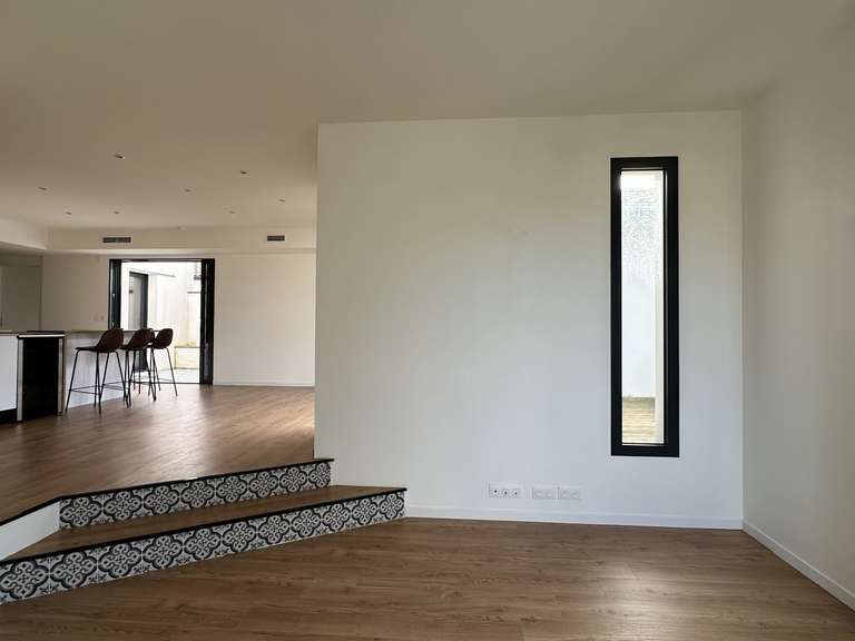 Maison Saint-Martin-de-Seignanx - 4 chambres - 138m²