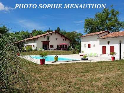 Maison Saint-Martin-de-Seignanx - 9 chambres - 377m²