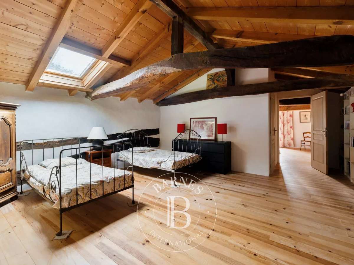 House Saint-Martin-de-Seignanx