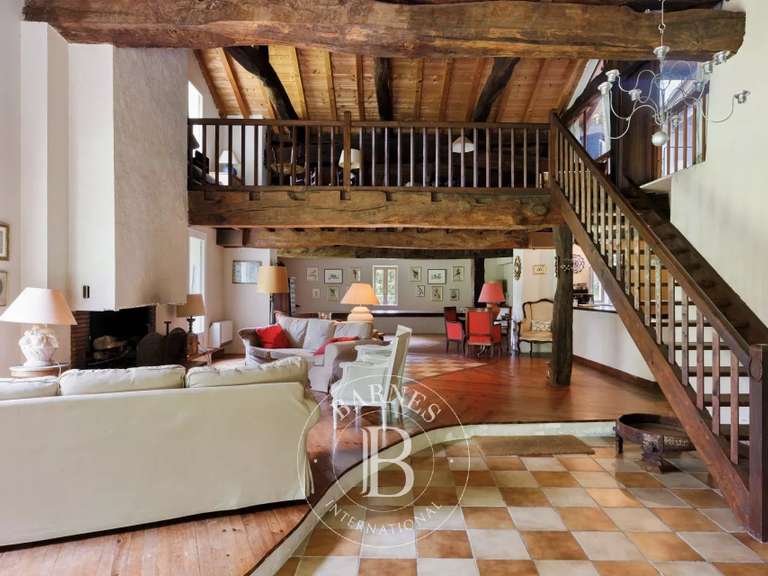Maison Saint-Martin-de-Seignanx - 6 chambres - 301m²