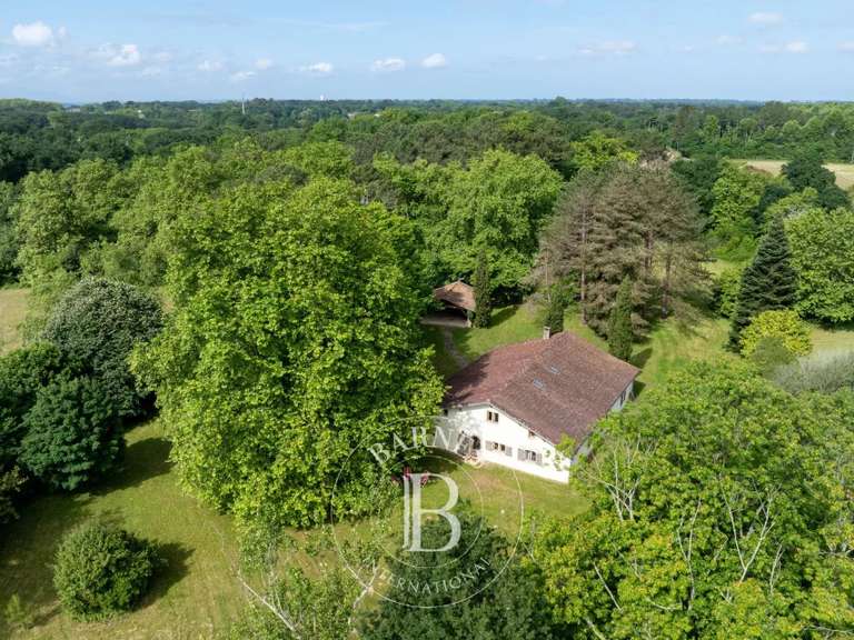 Maison Saint-Martin-de-Seignanx - 6 chambres - 301m²
