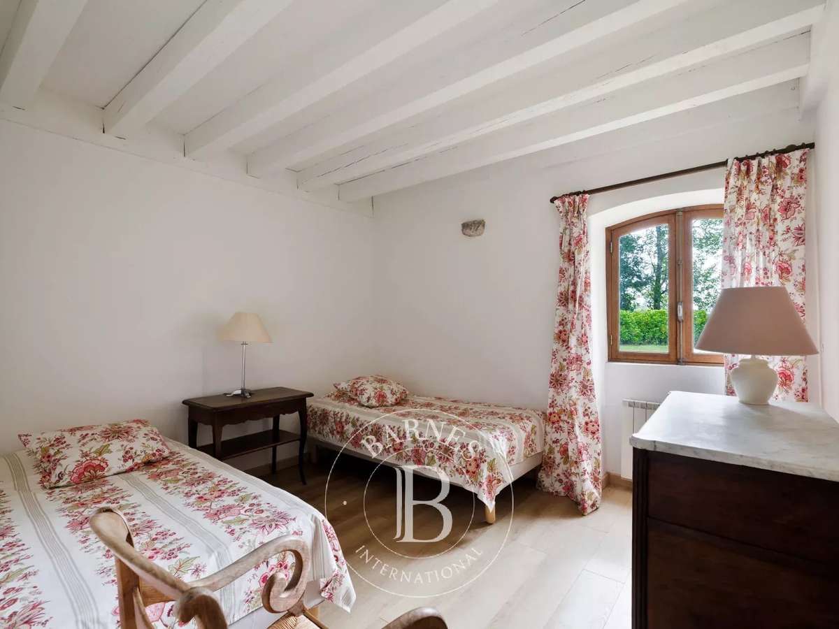 House Saint-Martin-de-Seignanx