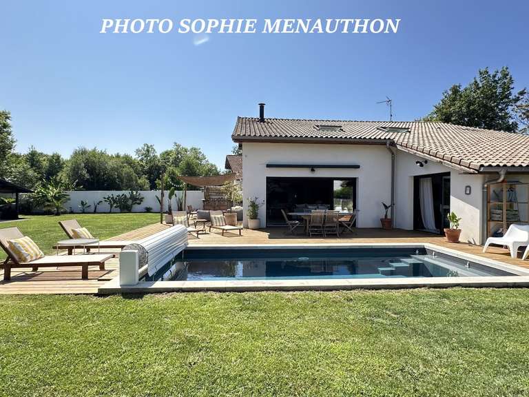 Maison Saint-Martin-de-Seignanx - 4 chambres - 220m²