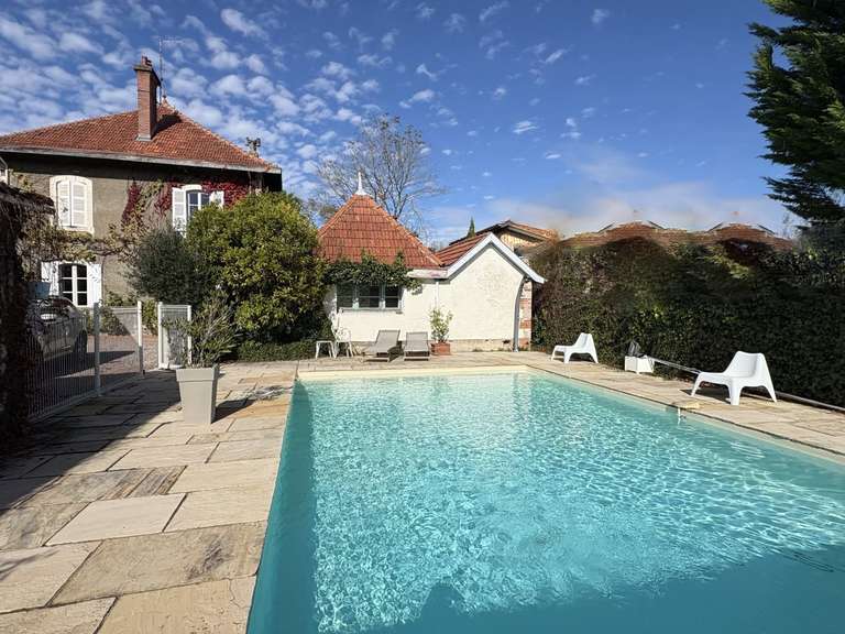 Maison Saint-Martin-de-Seignanx - 6 chambres - 270m²