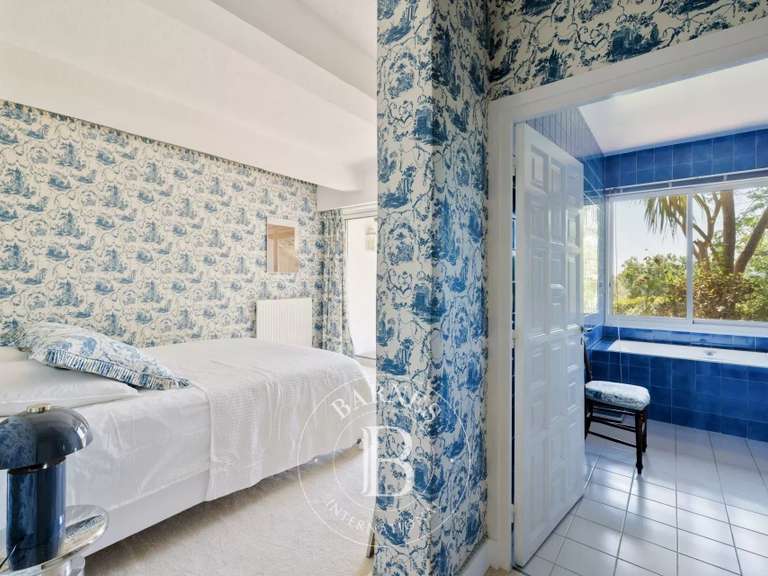 Maison Saint-Martin-de-Seignanx - 6 chambres - 748m²