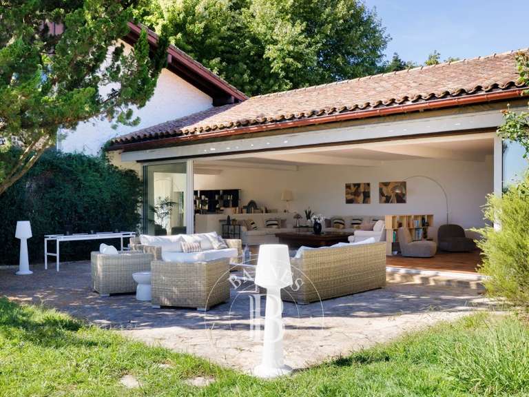 Maison Saint-Martin-de-Seignanx - 6 chambres - 748m²