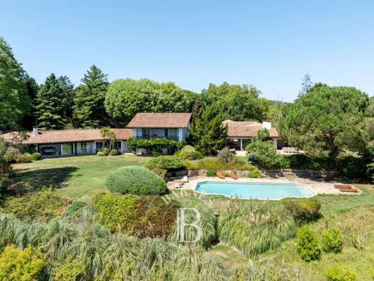 Maison Saint-Martin-de-Seignanx - 6 chambres - 748m²