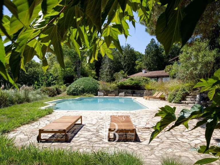 Maison Saint-Martin-de-Seignanx - 6 chambres - 748m²