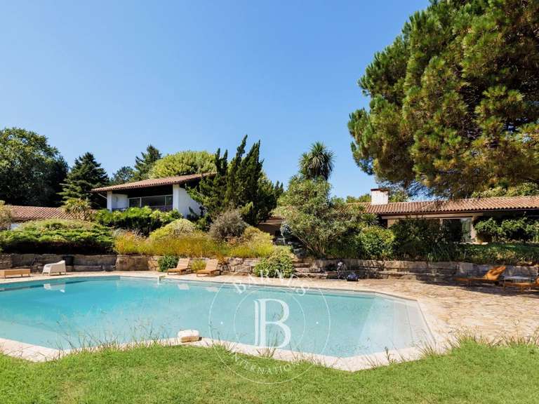 Maison Saint-Martin-de-Seignanx - 6 chambres - 748m²