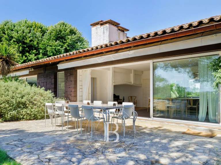 Maison Saint-Martin-de-Seignanx - 6 chambres - 748m²