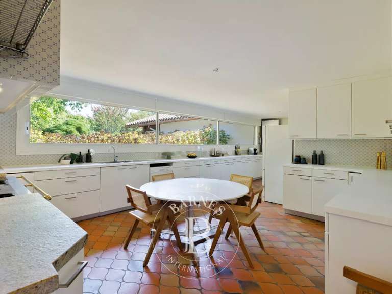 Maison Saint-Martin-de-Seignanx - 6 chambres - 748m²