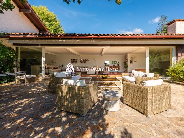 Maison Saint-Martin-de-Seignanx - 8 chambres - 703m²