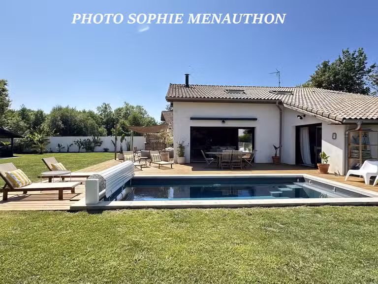 Maison Saint-Martin-de-Seignanx - 4 chambres - 220m²