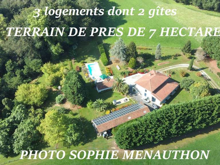 Propriété Saint-Martin-de-Seignanx - 4 chambres - 223m²