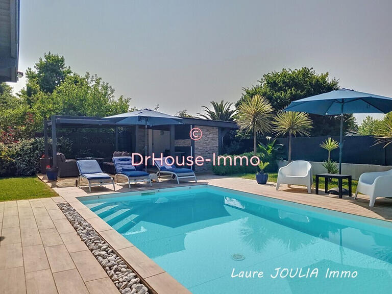 Villa Saint-Martin-de-Seignanx - 4 bedrooms - 135m²