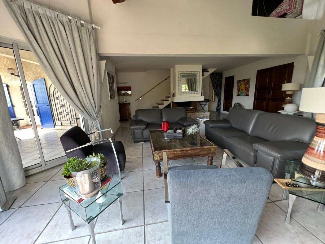 House Saint-Martin-de-Valgalgues
