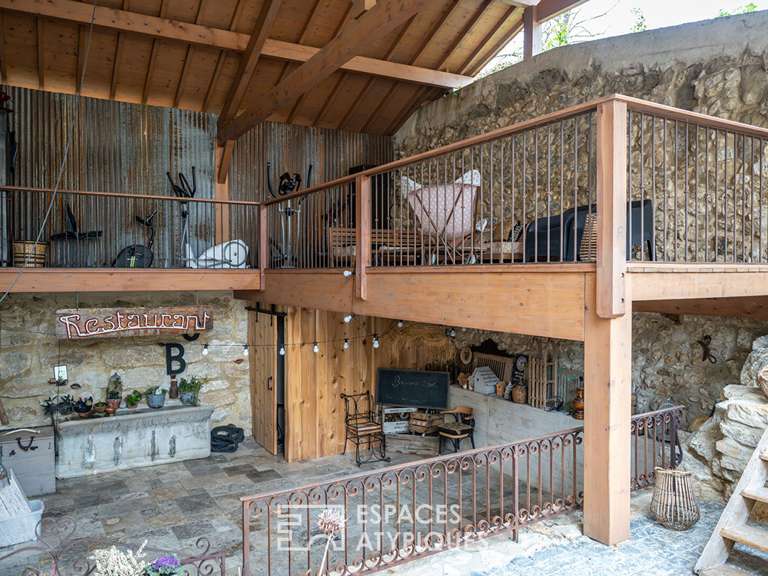 Maison Saint-Martin-le-Colonel - 4 chambres - 217m²