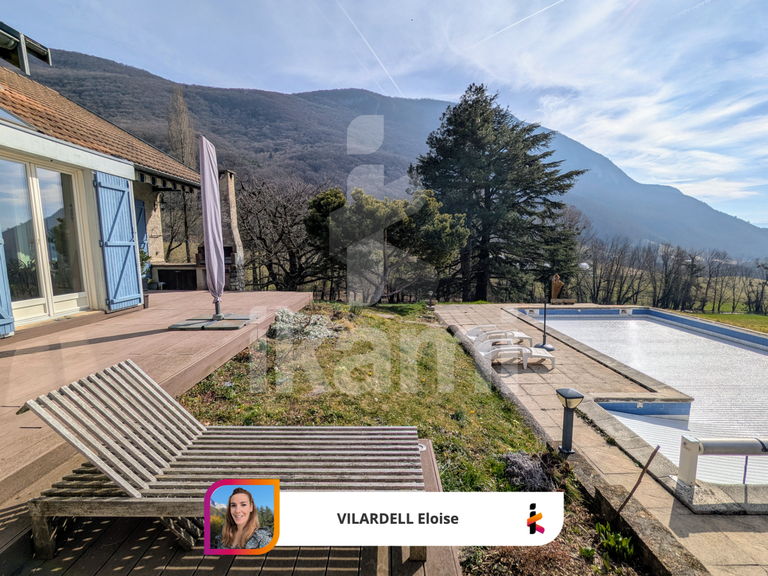House Saint-Martin-le-Vinoux - 5 bedrooms - 162m²