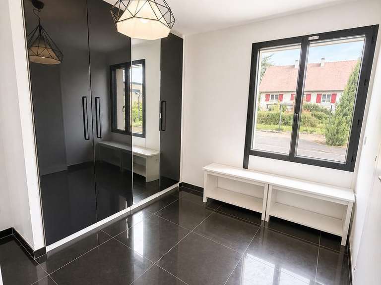 Maison Saint-Martin-Longueau - 3 chambres - 175m²