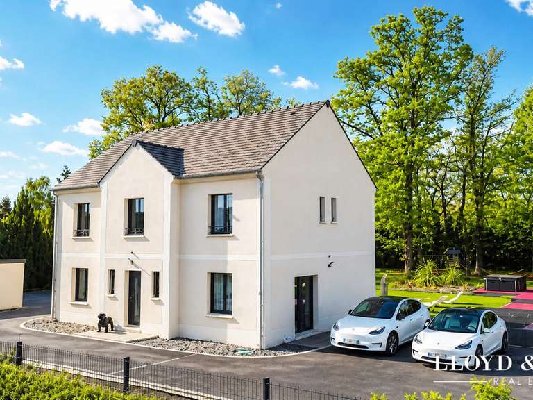 Maison Saint-Martin-Longueau - 3 chambres - 175m²