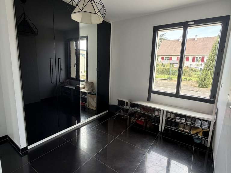 Maison Saint-Martin-Longueau - 3 chambres - 175m²