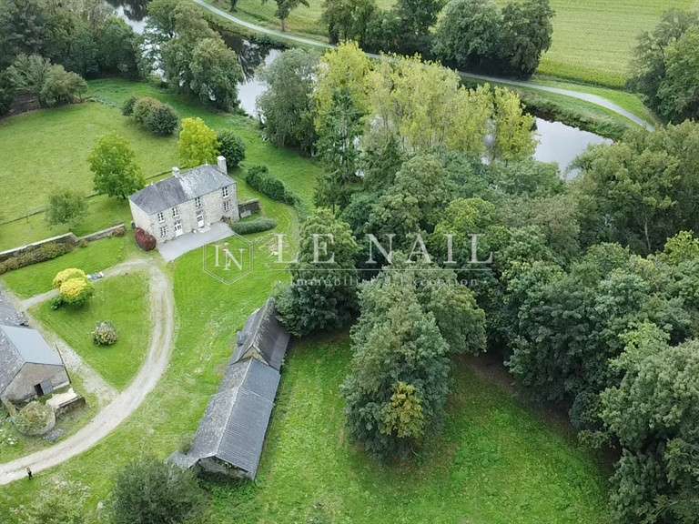 Manor Saint-Martin-sur-Oust - 4 bedrooms - 170m²