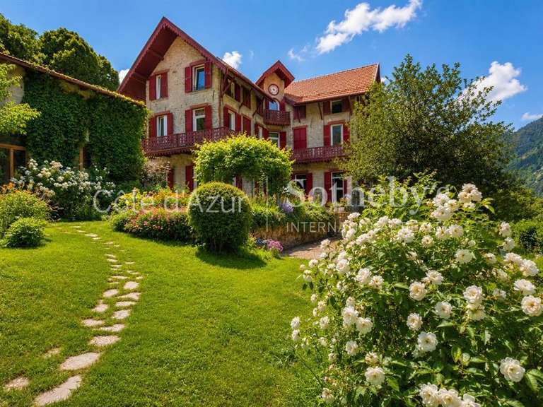 House Saint-Martin-Vésubie - 6 bedrooms - 330m²
