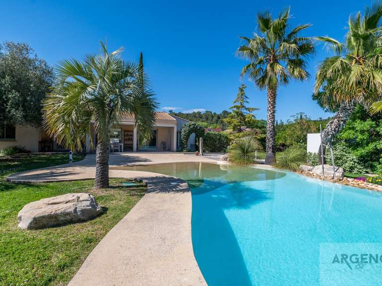 Maison Saint-Mathieu-de-Tréviers - 6 chambres - 275m²