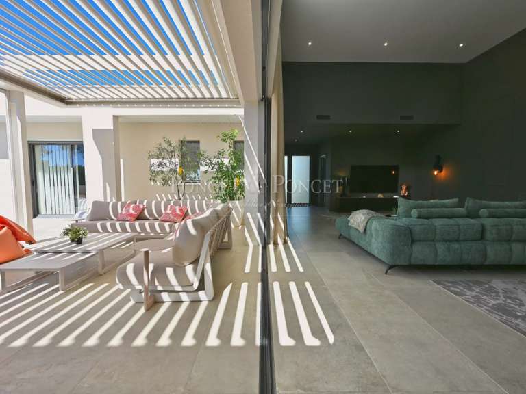 Maison Saint-Mathieu-de-Tréviers - 4 chambres - 219m²