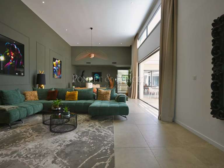 Maison Saint-Mathieu-de-Tréviers - 4 chambres - 219m²