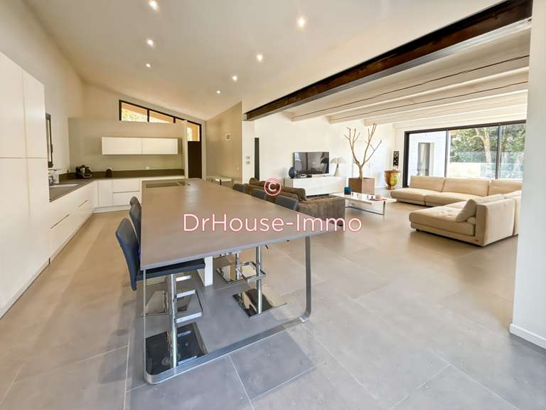 Villa Saint-Mathieu-de-Tréviers - 4 chambres - 235m²