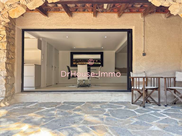 Villa Saint-Mathieu-de-Tréviers - 4 chambres - 235m²