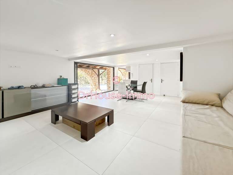 Villa Saint-Mathieu-de-Tréviers - 4 chambres - 235m²